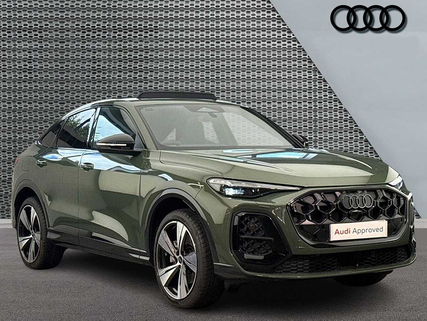 Main listing image - Audi Q5