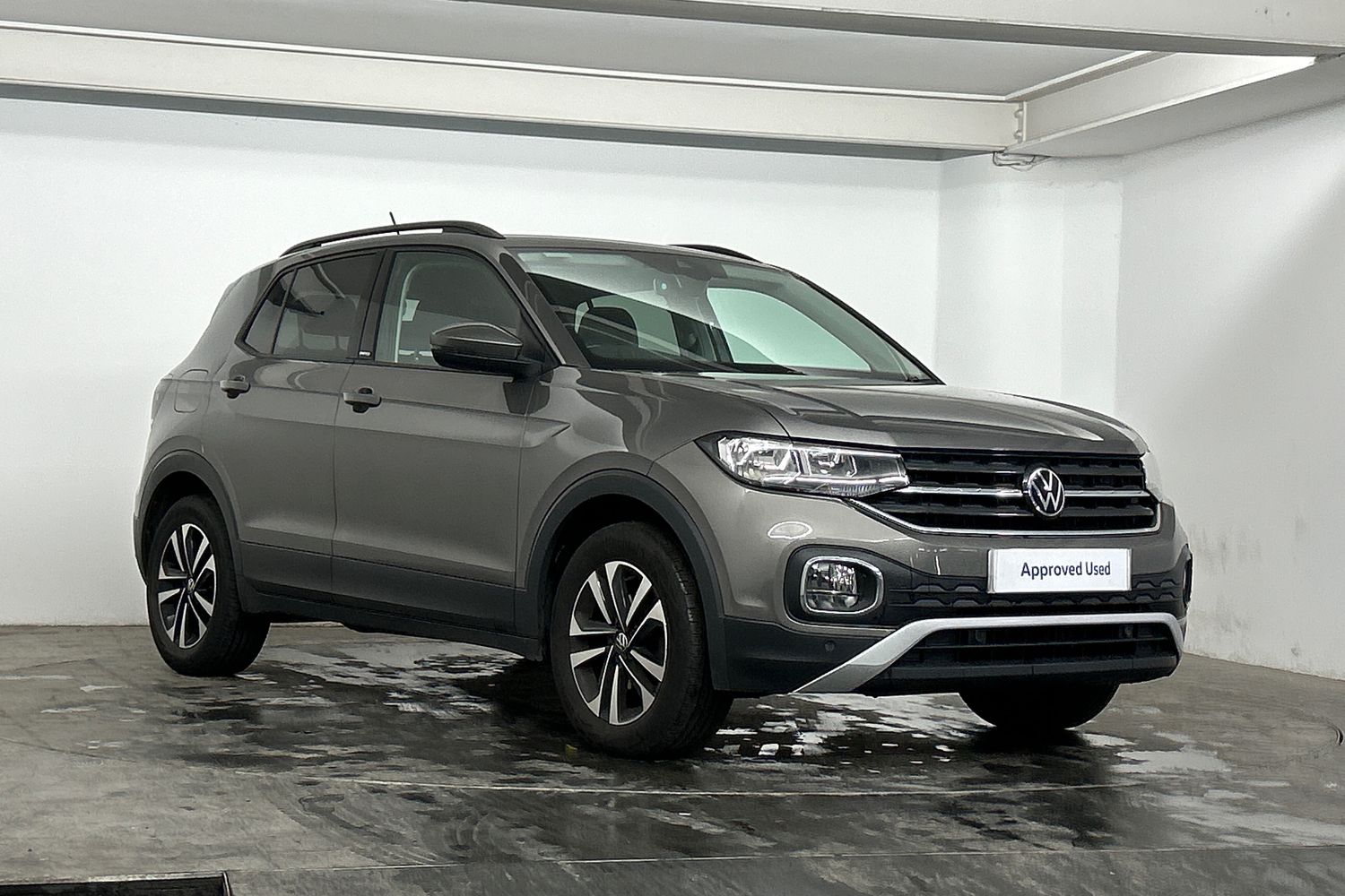 Main listing image - Volkswagen T-Cross
