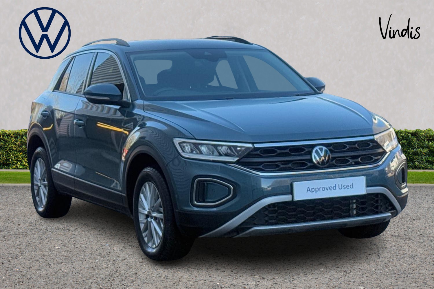 Main listing image - Volkswagen T-Roc