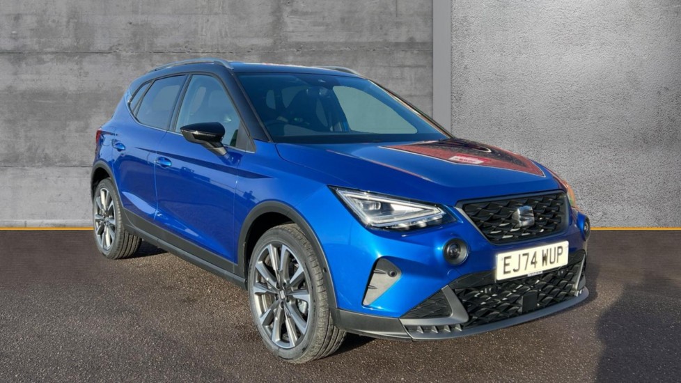 Main listing image - SEAT Arona