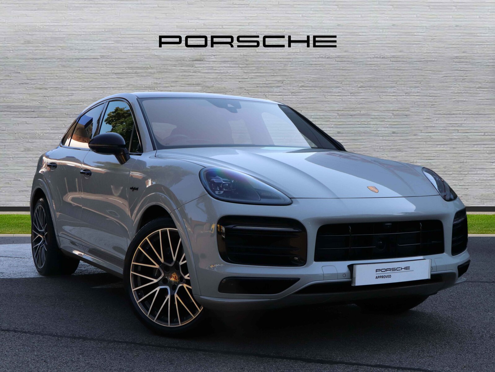 Main listing image - Porsche Cayenne