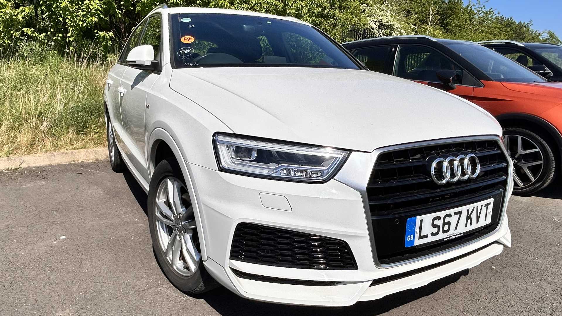 Main listing image - Audi Q3