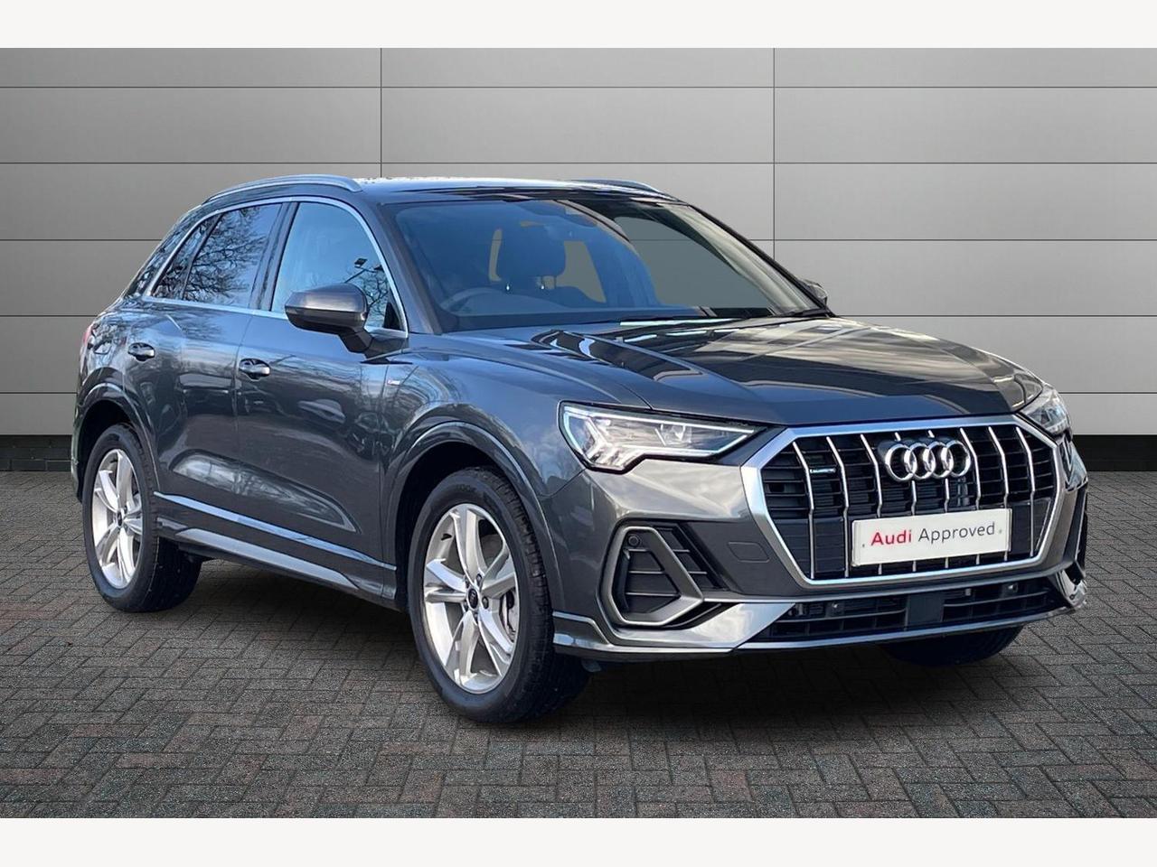 Main listing image - Audi Q3