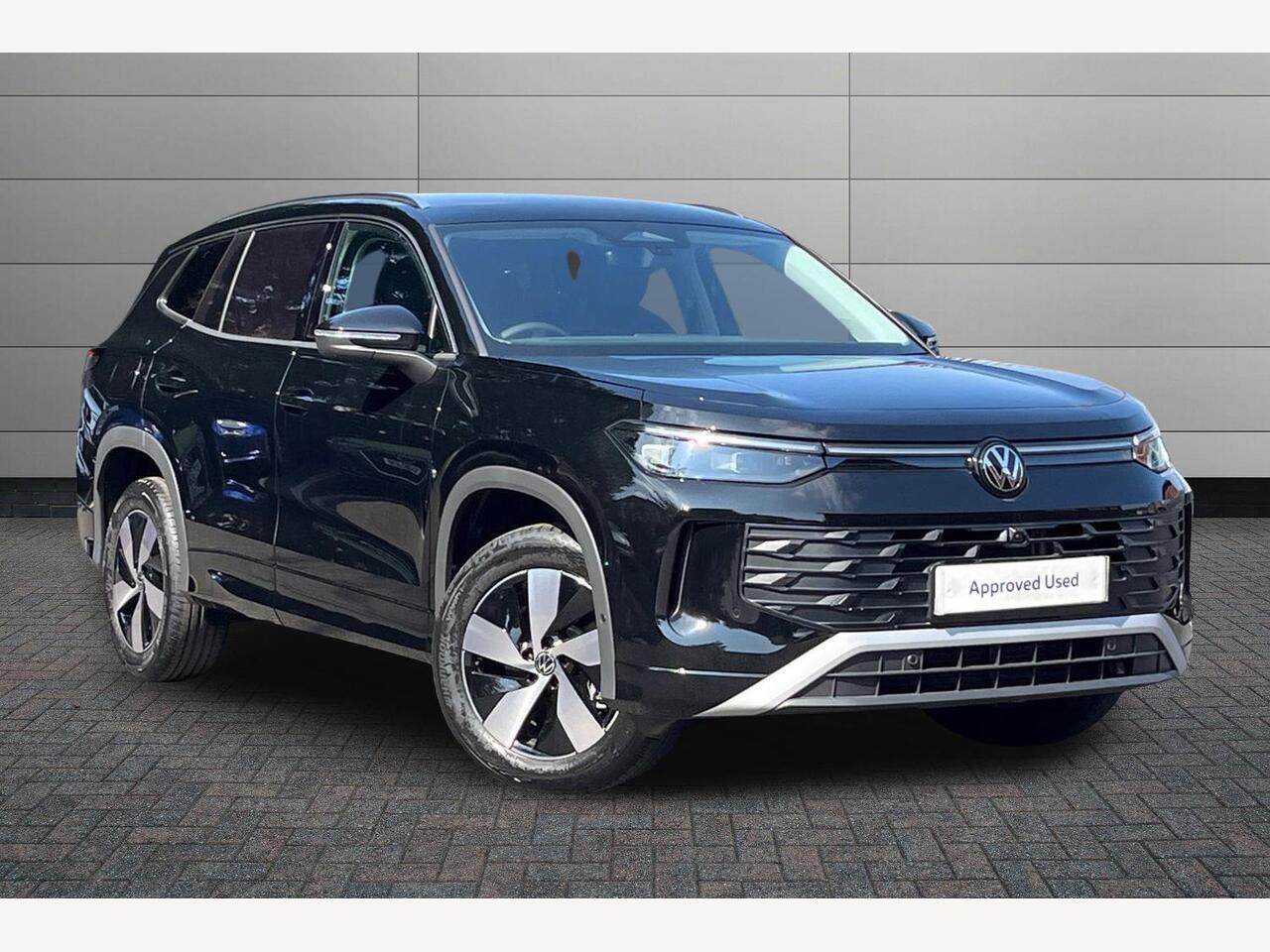 Main listing image - Volkswagen Tayron