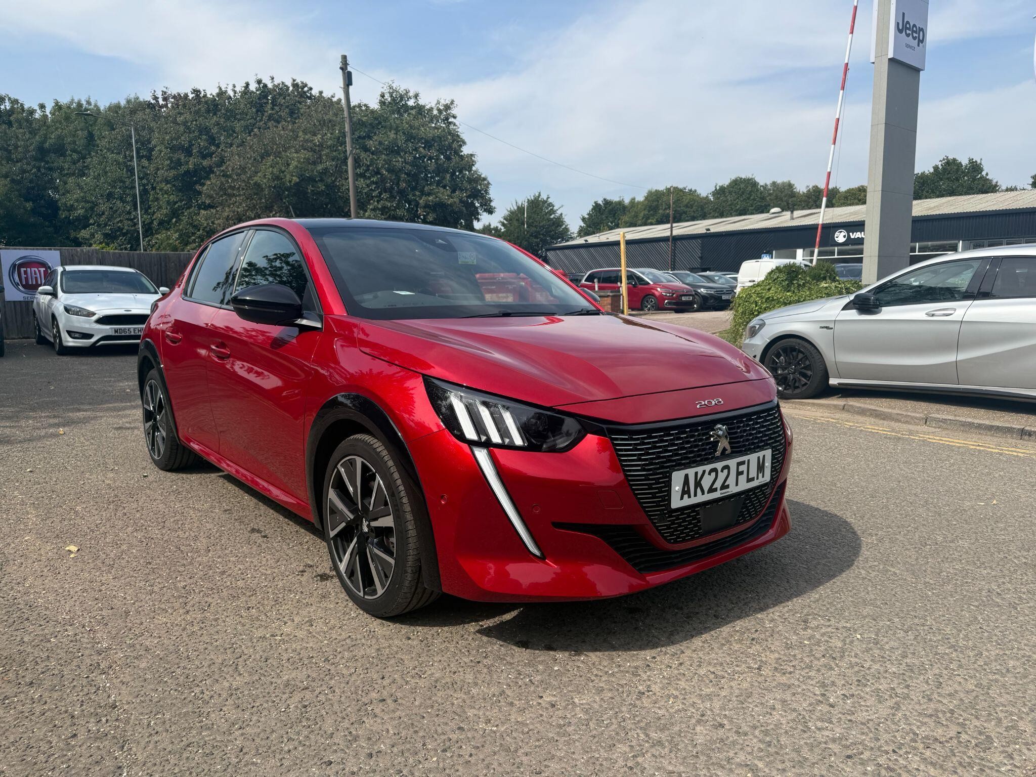 Main listing image - Peugeot 208