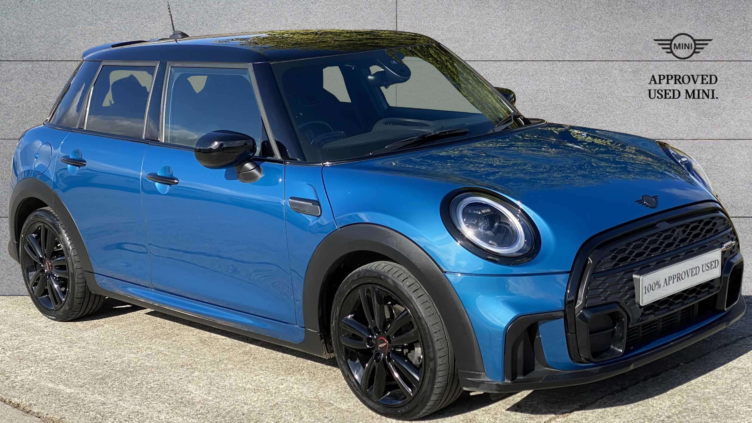 Main listing image - MINI Hatchback 5dr