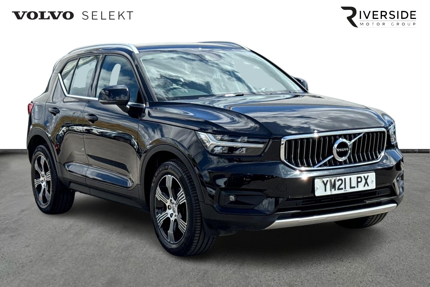 Main listing image - Volvo XC40