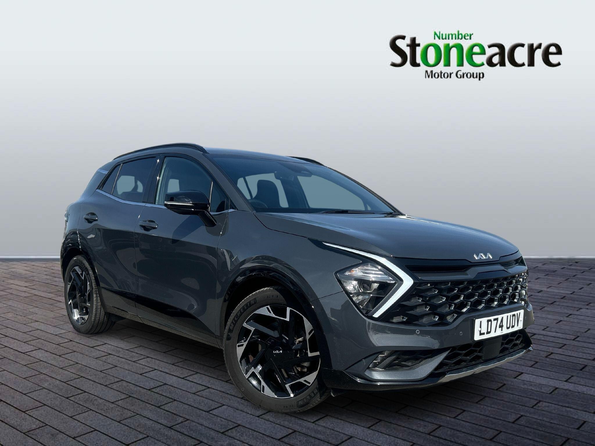 Main listing image - Kia Sportage
