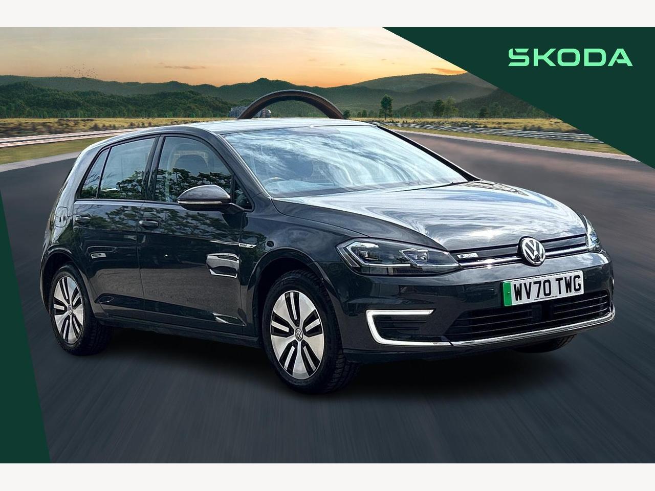 Main listing image - Volkswagen e-Golf