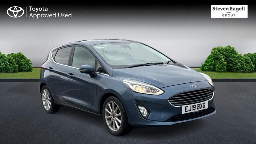 Main listing image - Ford Fiesta