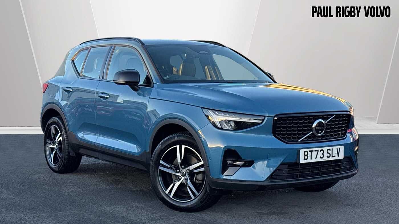 Main listing image - Volvo XC40