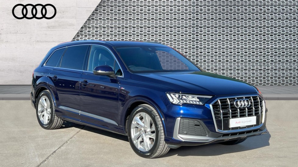 Main listing image - Audi Q7