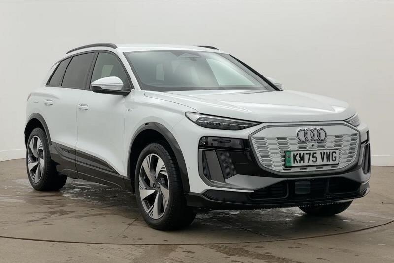 Main listing image - Audi Q6