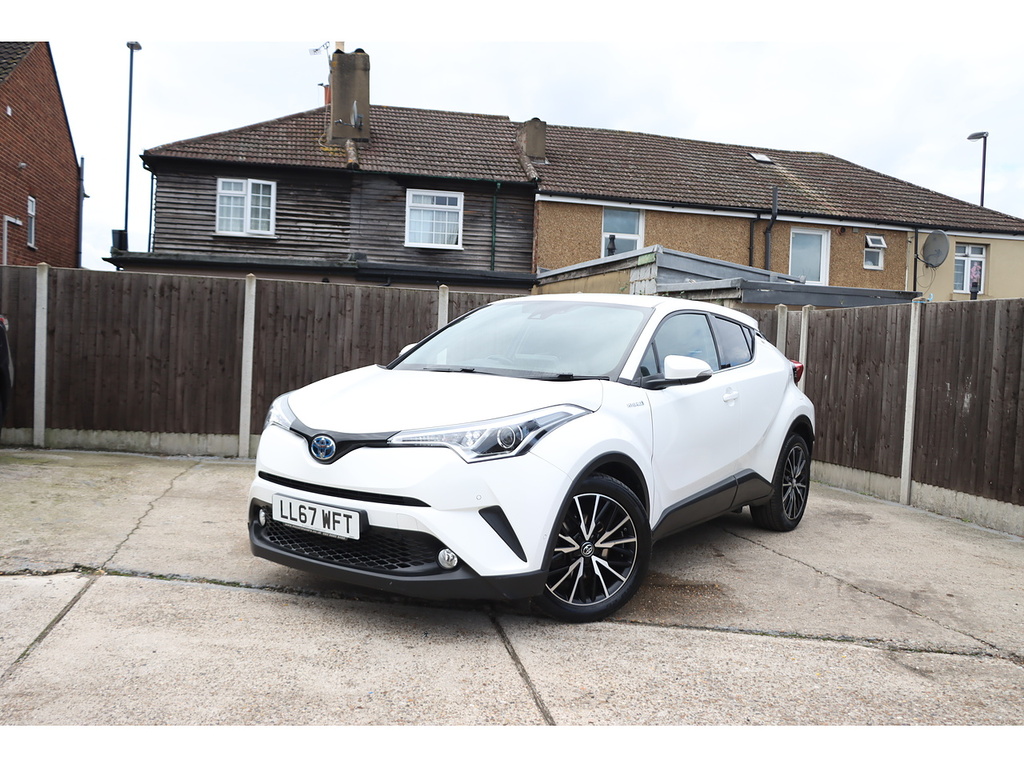 Main listing image - Toyota C-HR