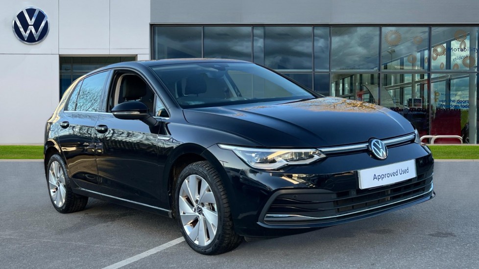 Main listing image - Volkswagen Golf