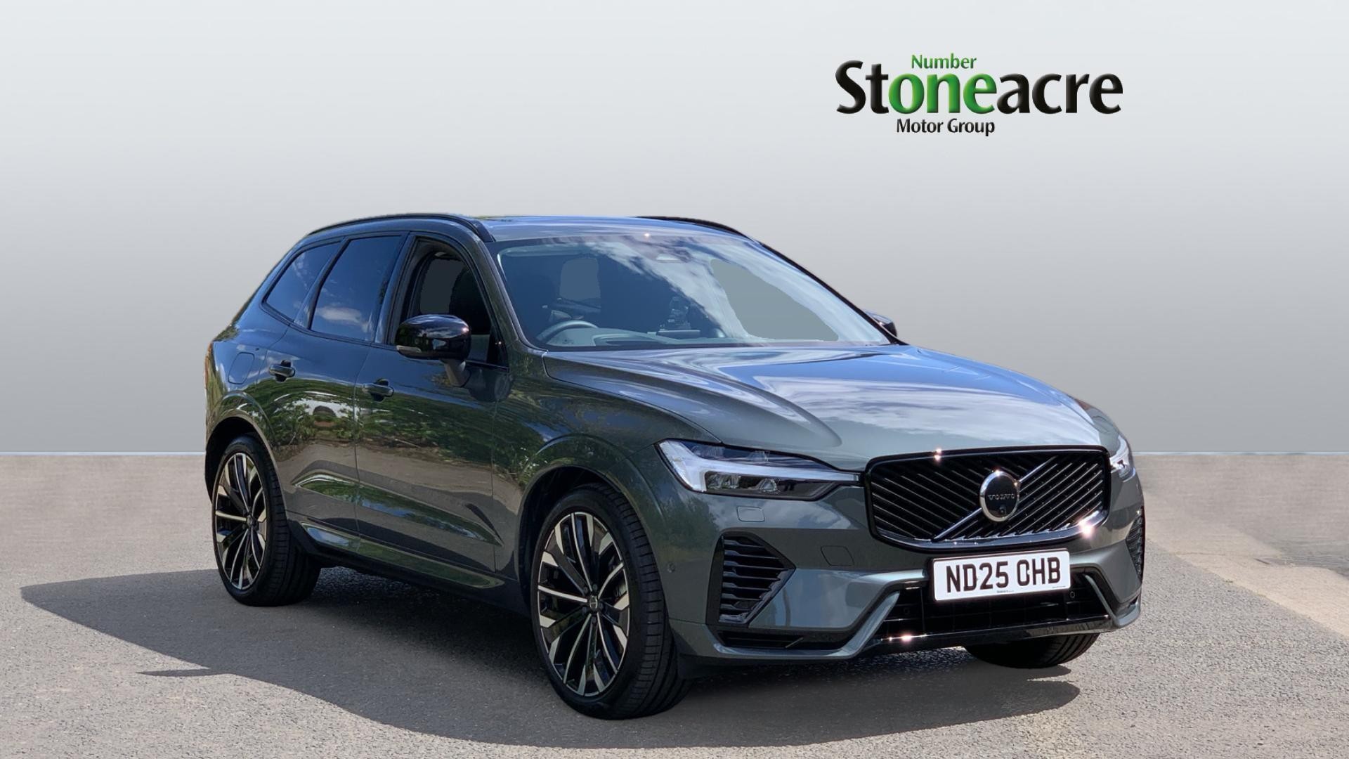 Main listing image - Volvo XC60