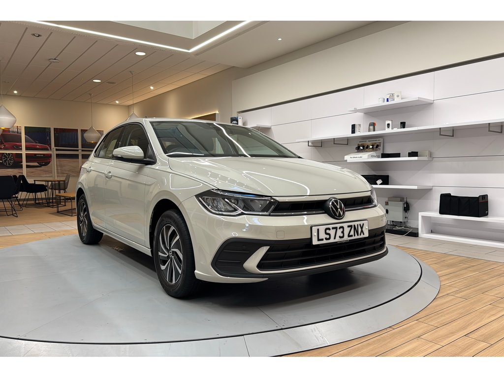 Main listing image - Volkswagen Polo
