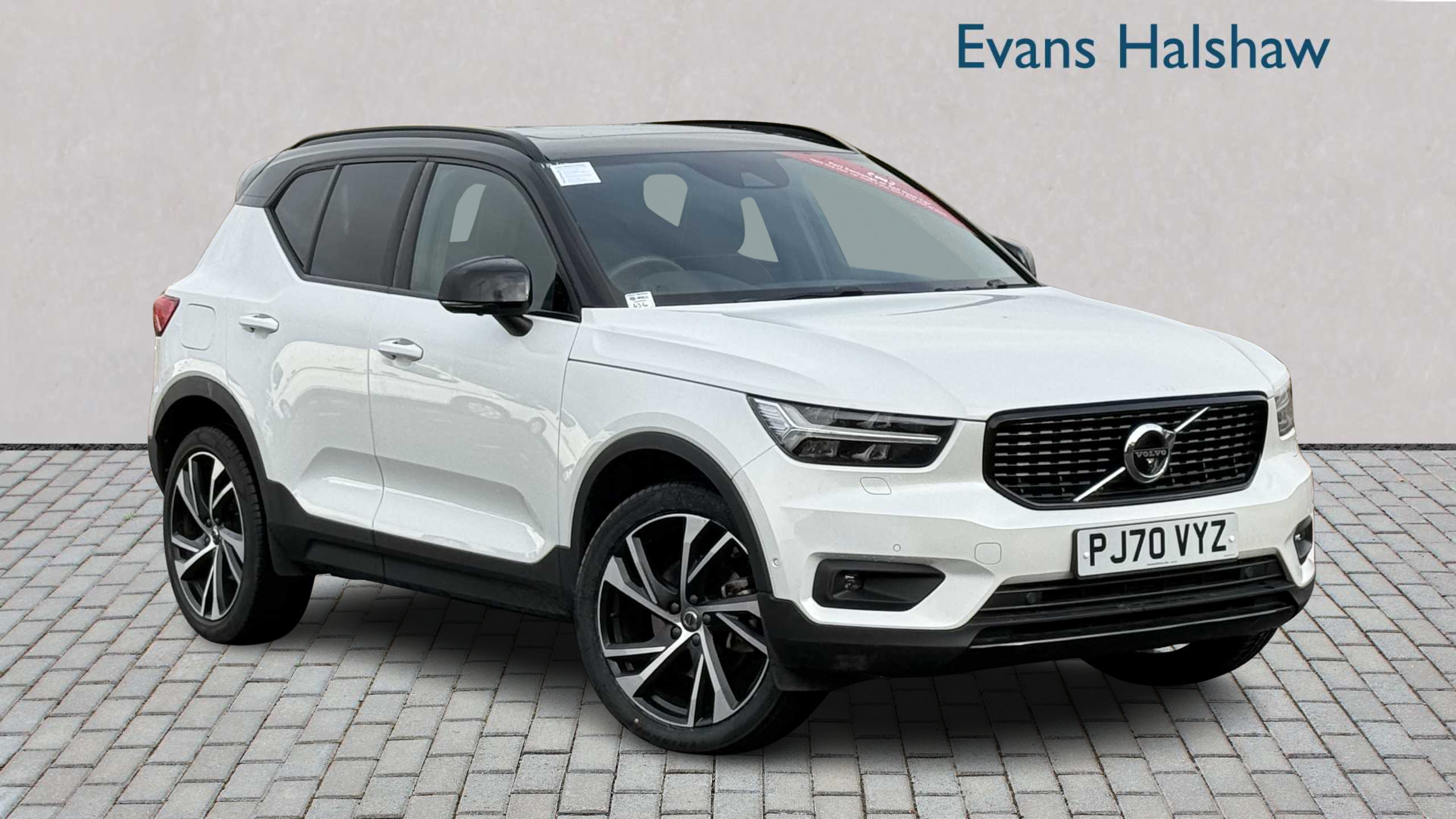 Main listing image - Volvo XC40