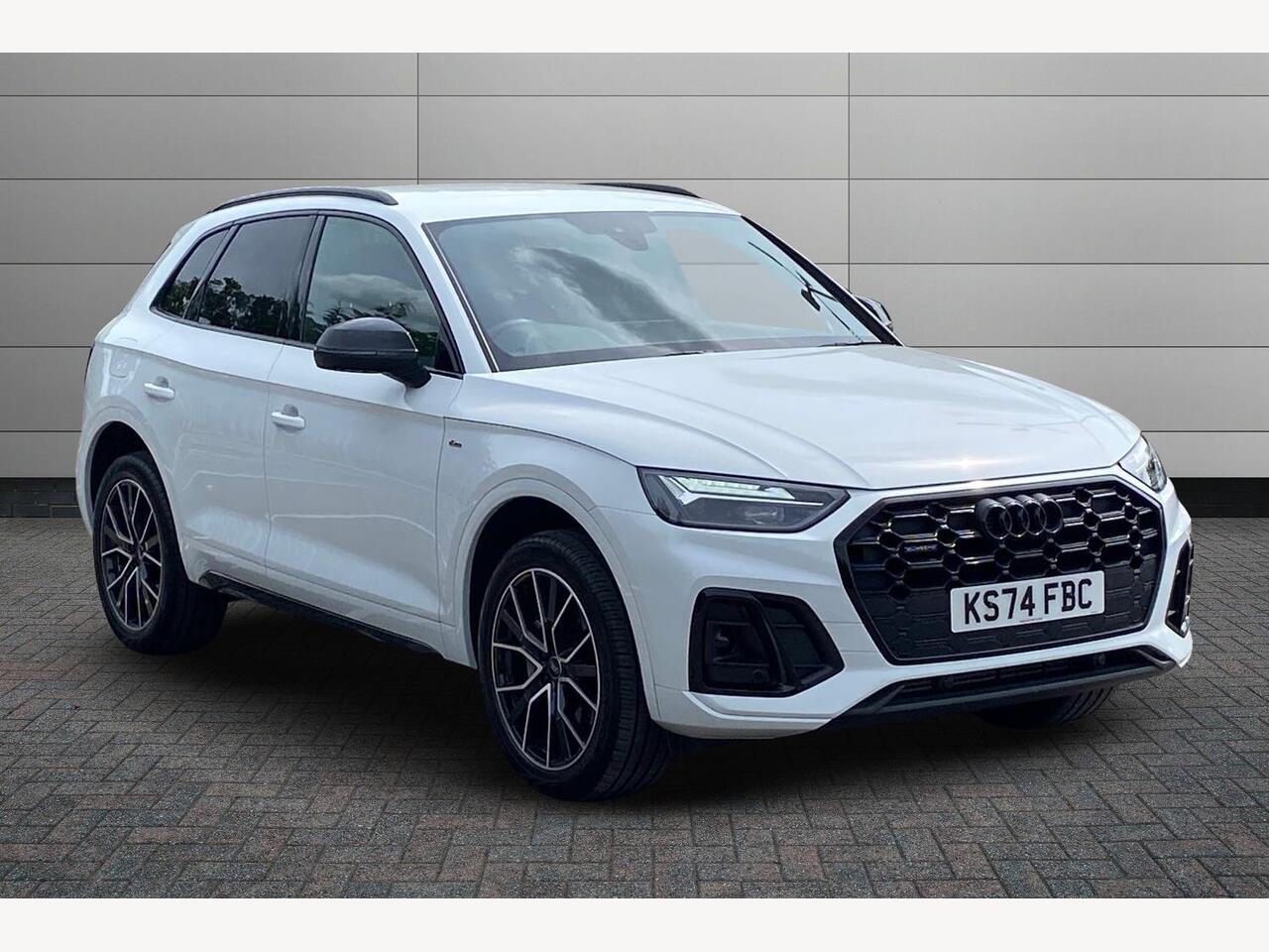 Main listing image - Audi Q5