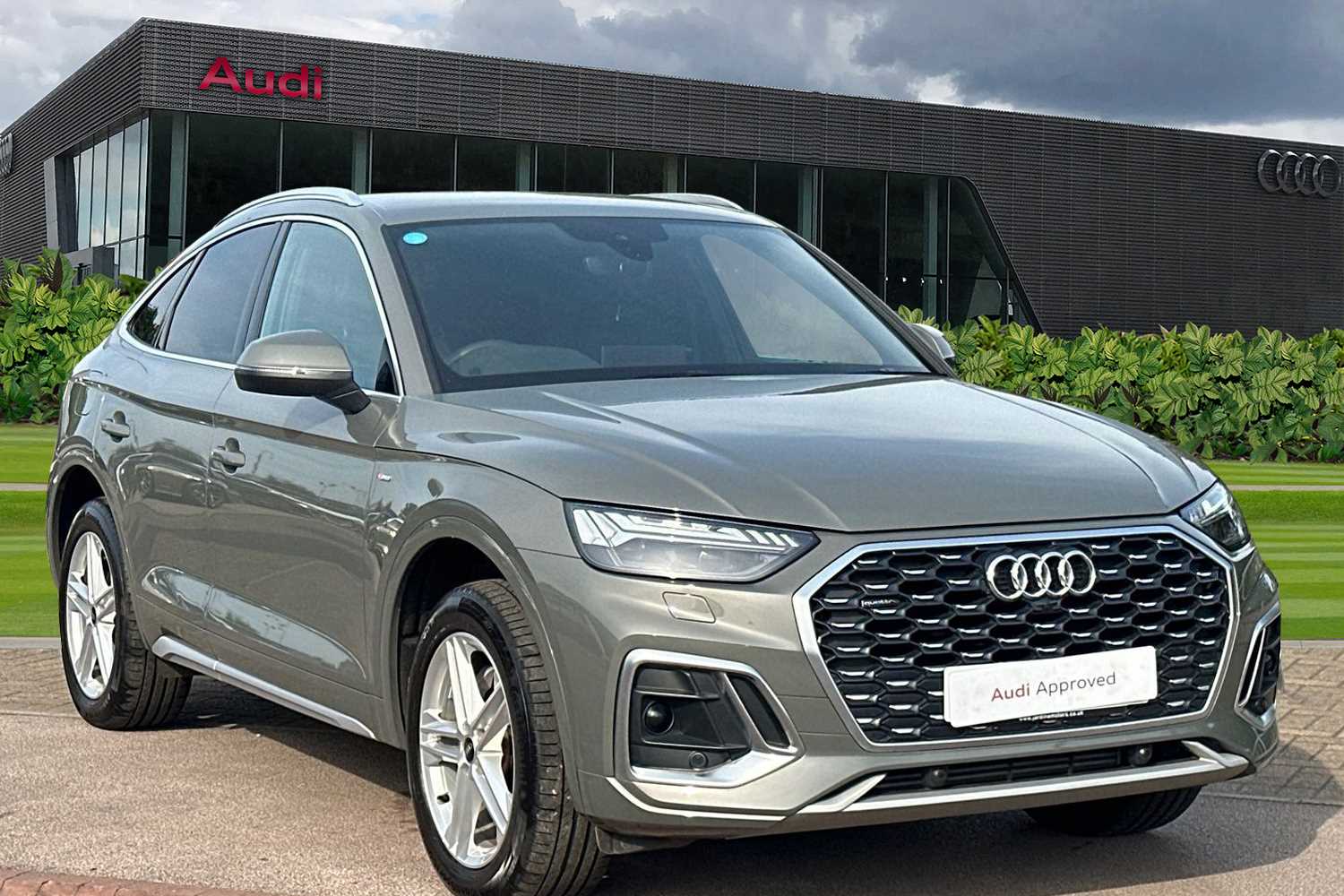 Main listing image - Audi Q5 Sportback