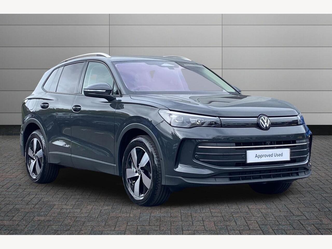 Main listing image - Volkswagen Tiguan