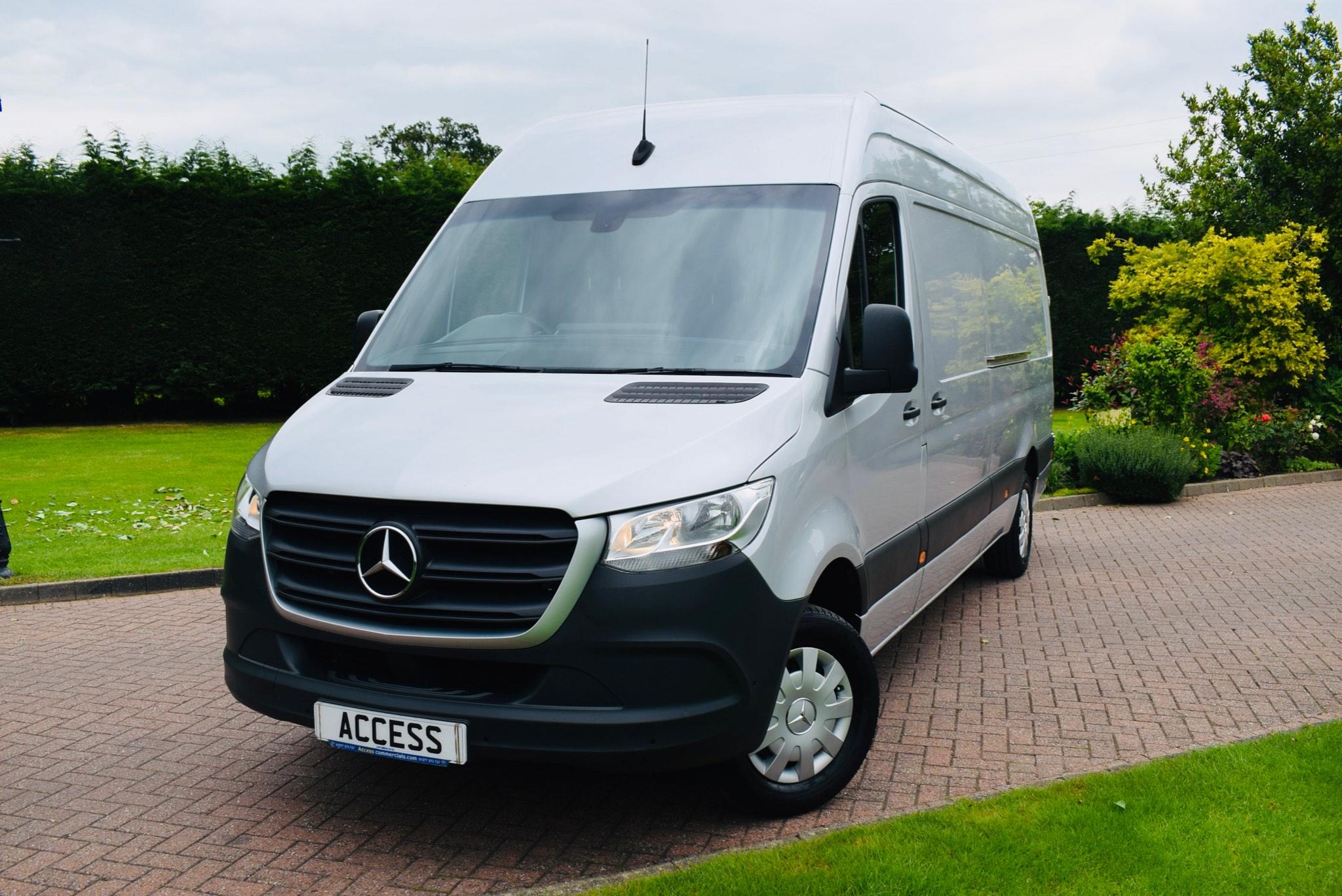 Main listing image - Mercedes-Benz Sprinter