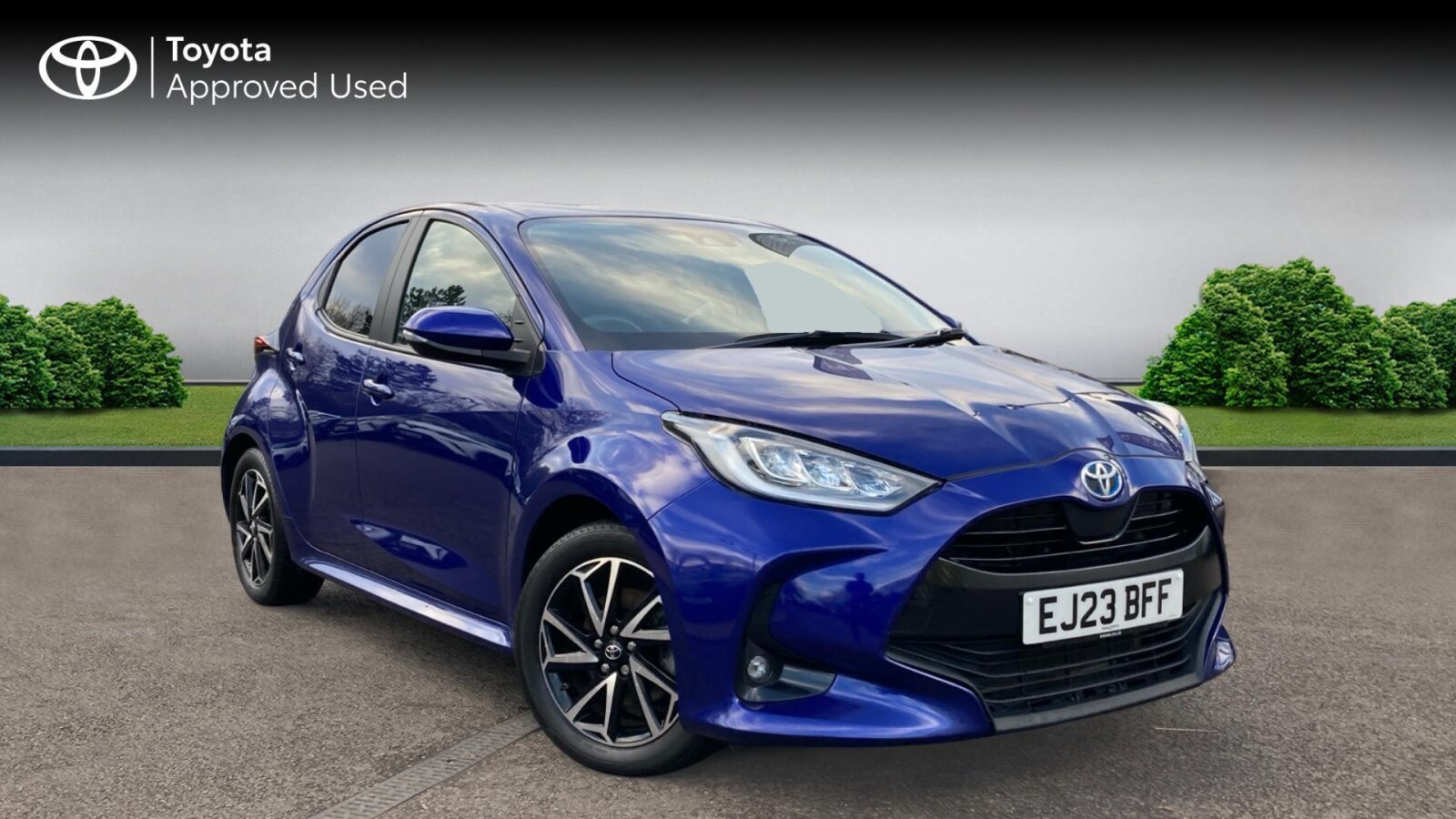 Main listing image - Toyota Yaris