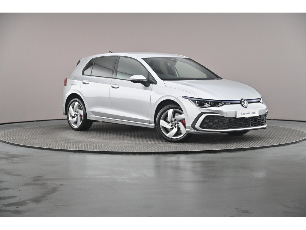 Main listing image - Volkswagen Golf GTE