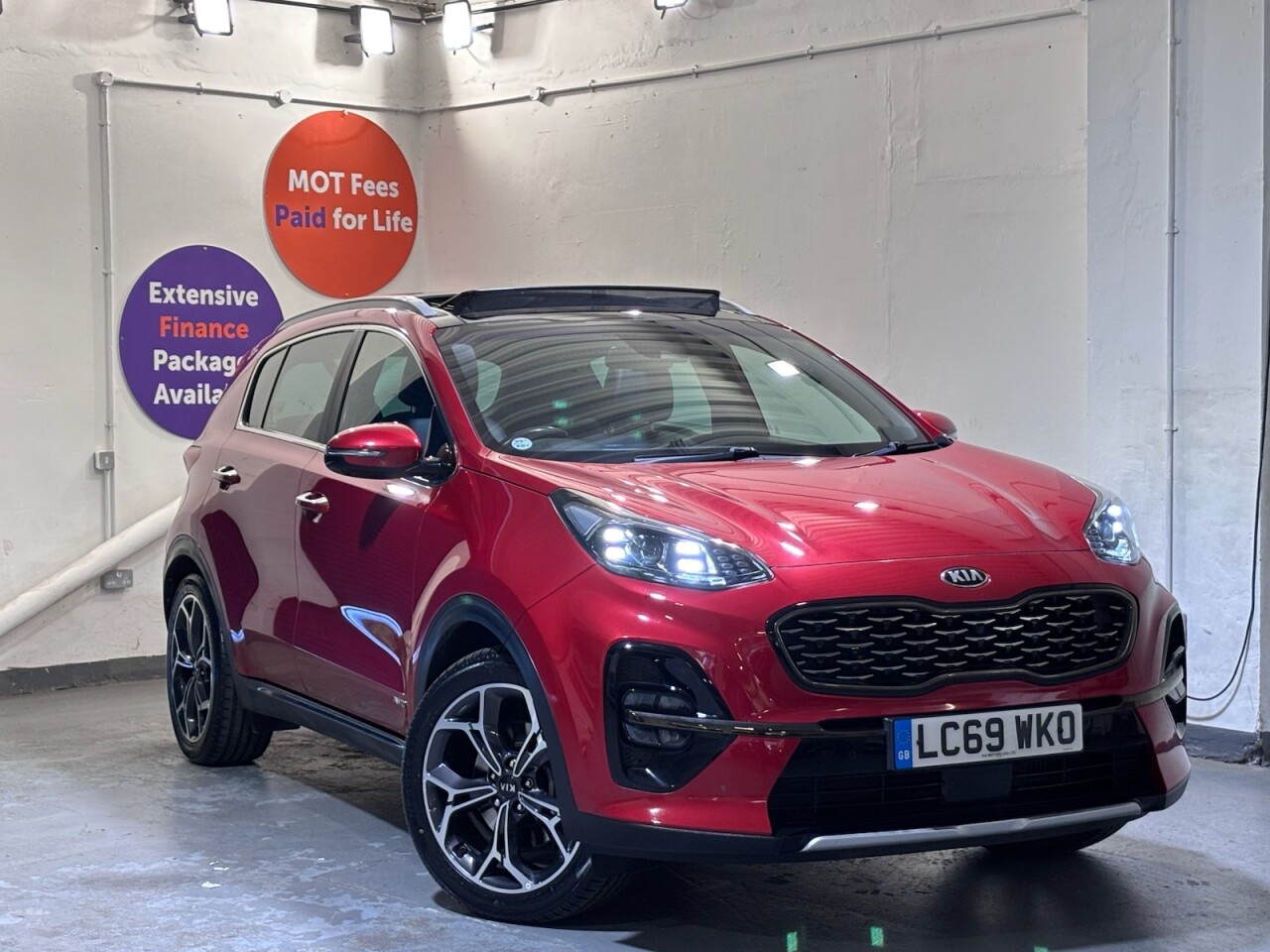 Main listing image - Kia Sportage
