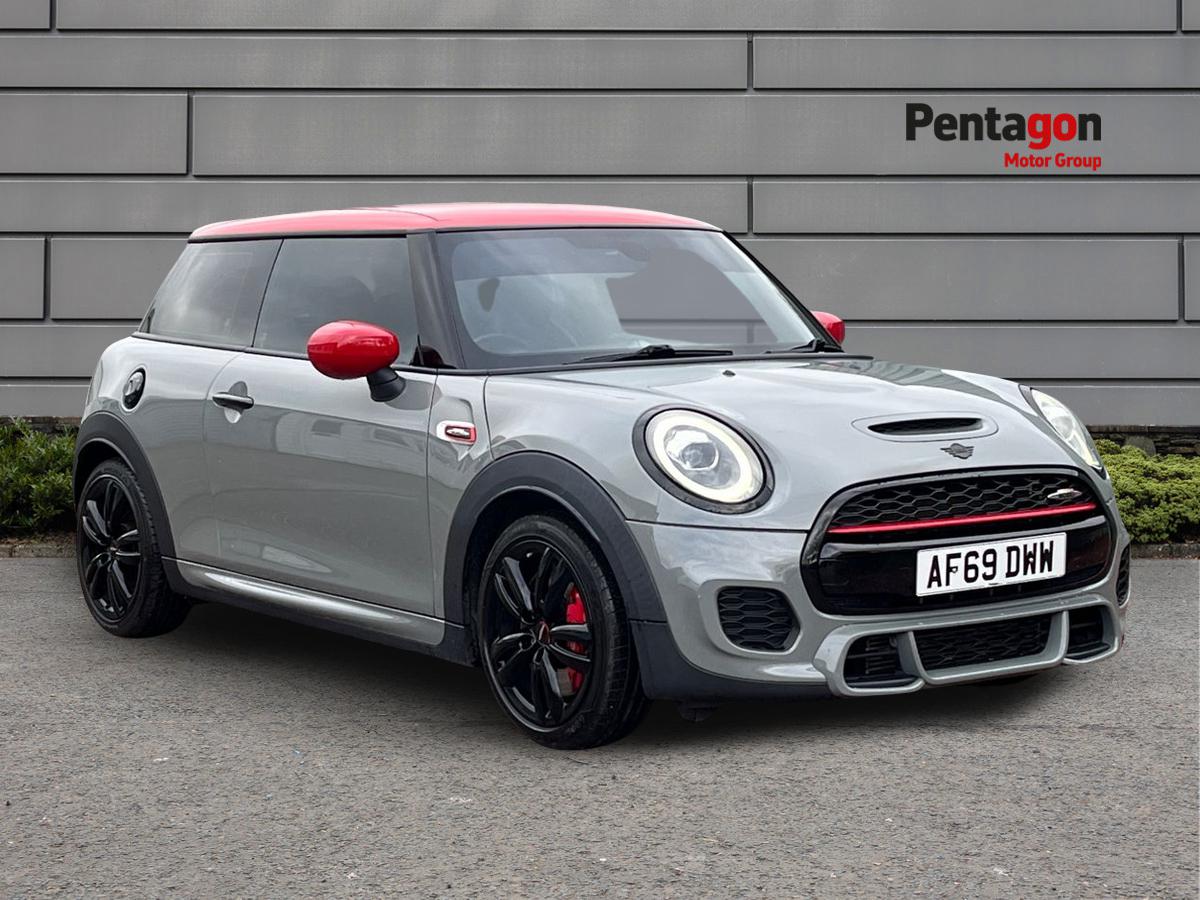 Main listing image - MINI Hatchback