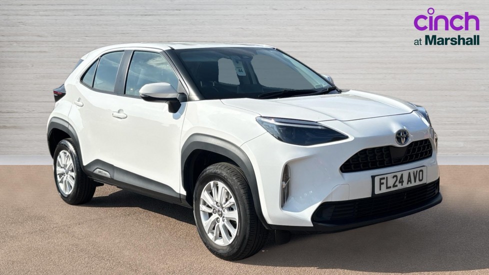 Main listing image - Toyota Yaris Cross