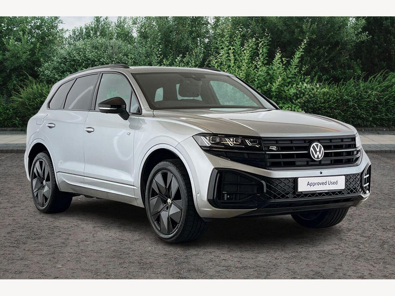 Main listing image - Volkswagen Touareg