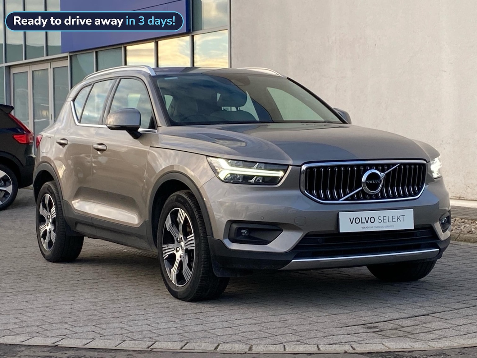 Main listing image - Volvo XC40