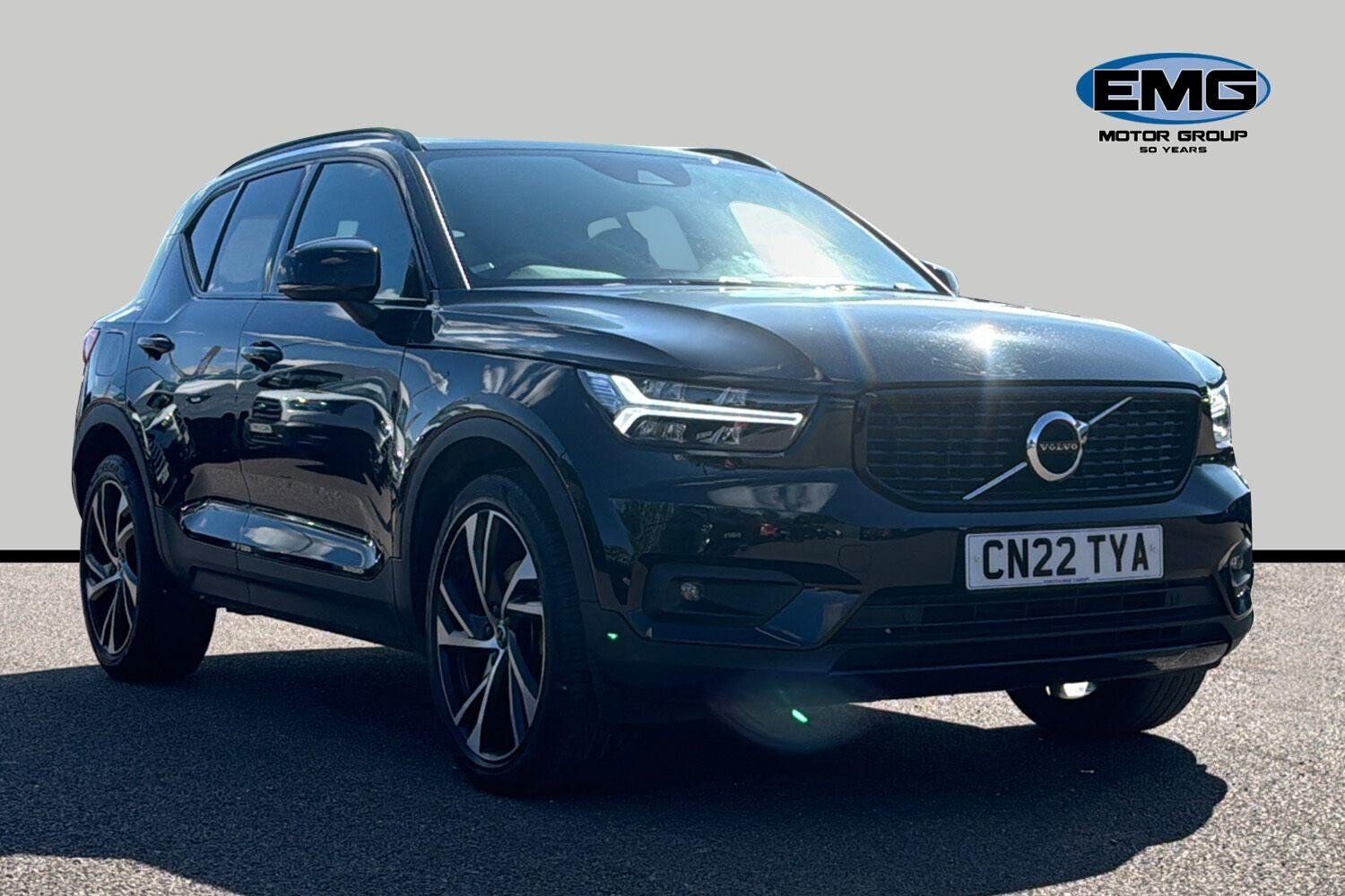 Main listing image - Volvo XC40