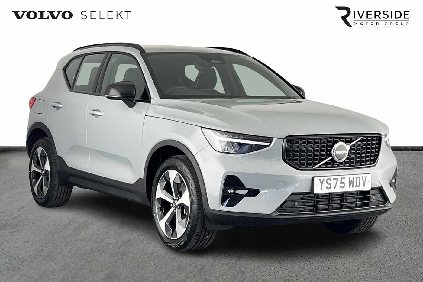 Main listing image - Volvo XC40