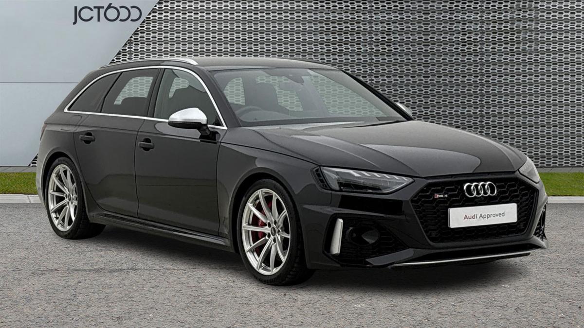 Main listing image - Audi RS4