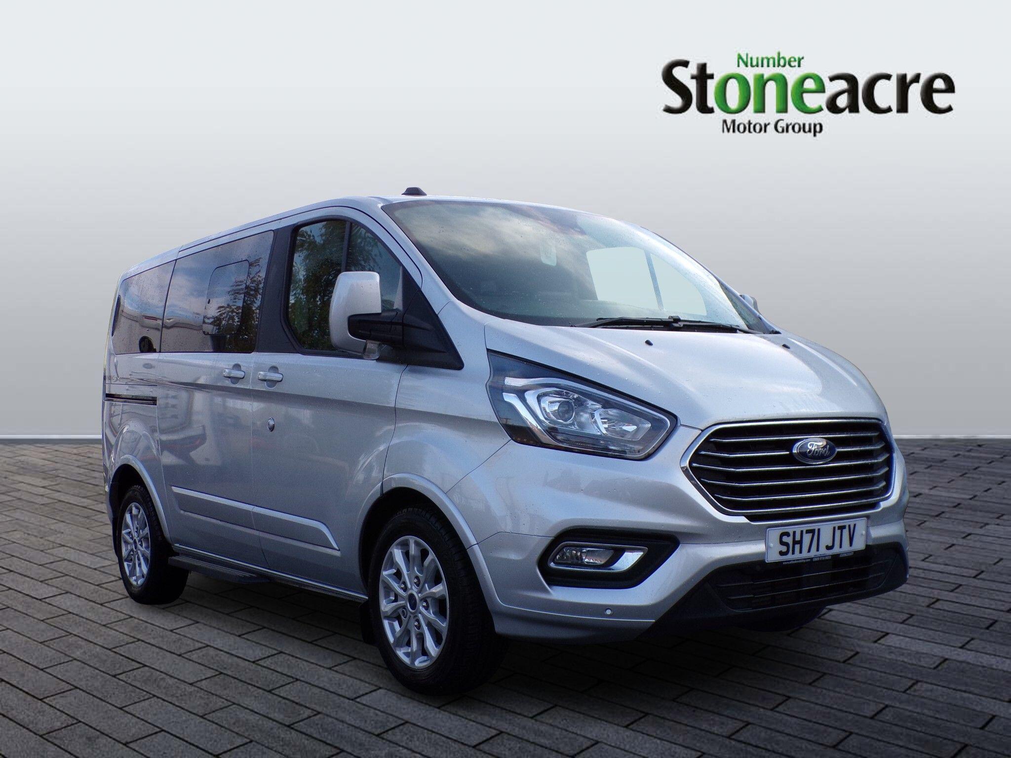 Main listing image - Ford Tourneo Custom