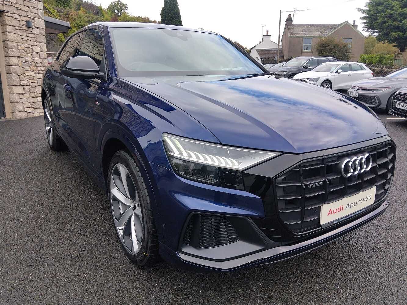 Main listing image - Audi Q8