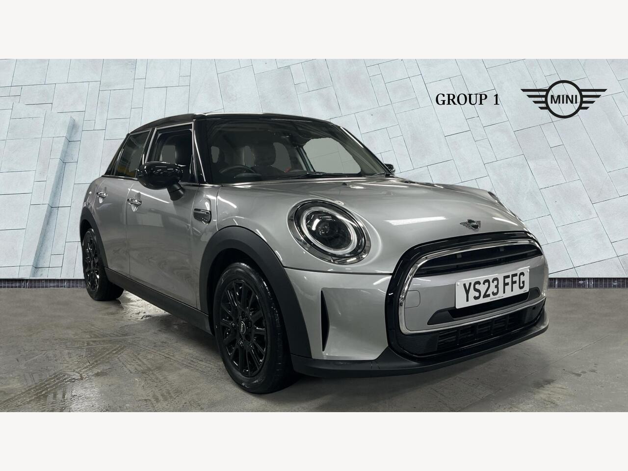 Main listing image - MINI Hatchback 5dr