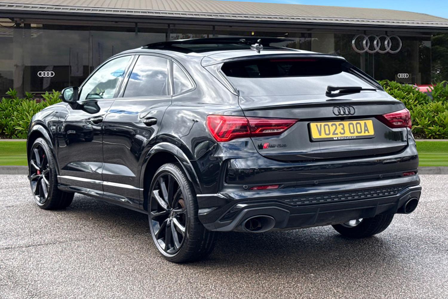 Main listing image - Audi RS Q3