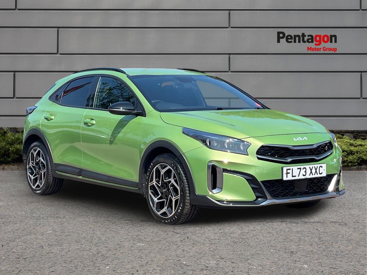 Main listing image - Kia XCeed