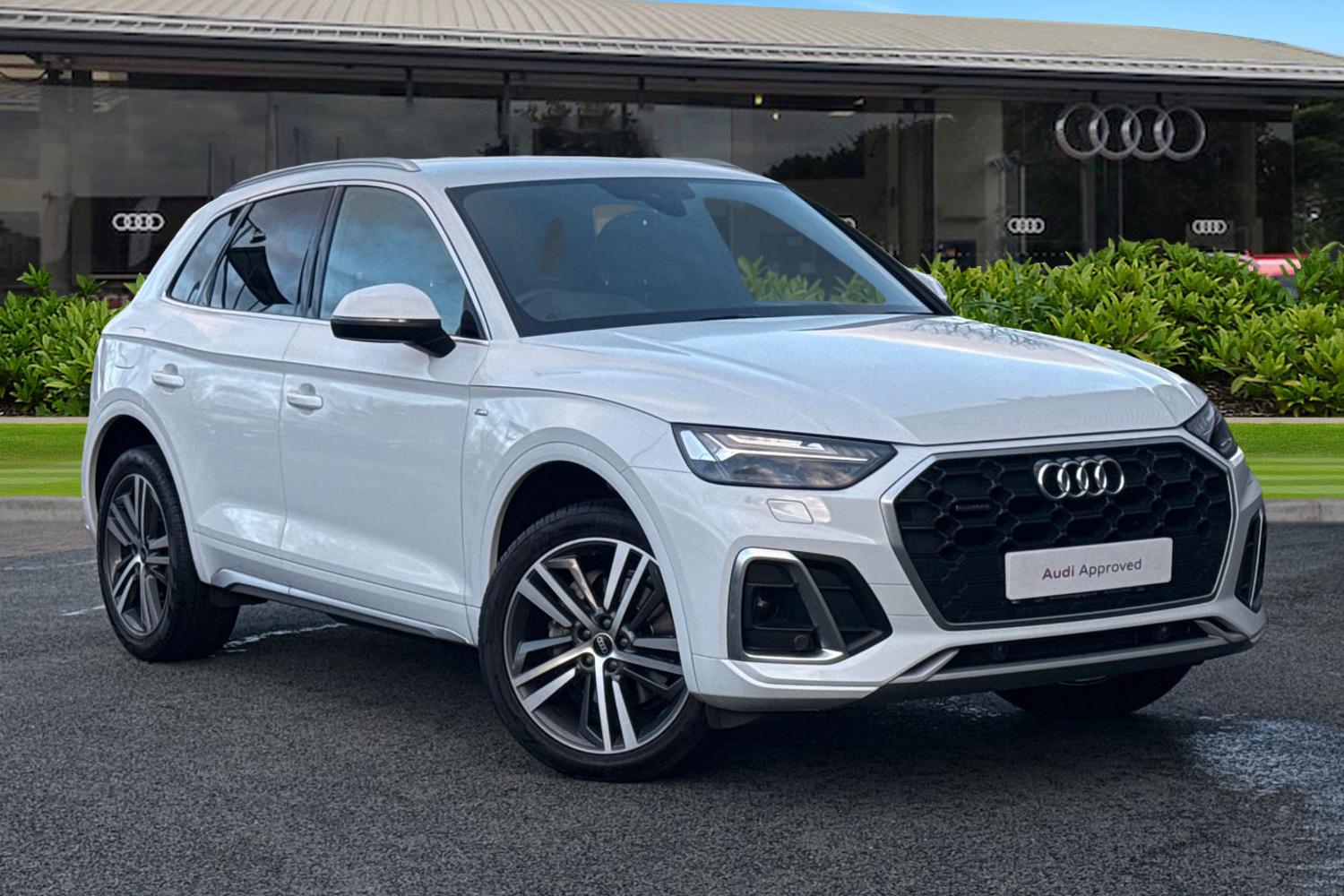 Main listing image - Audi Q5