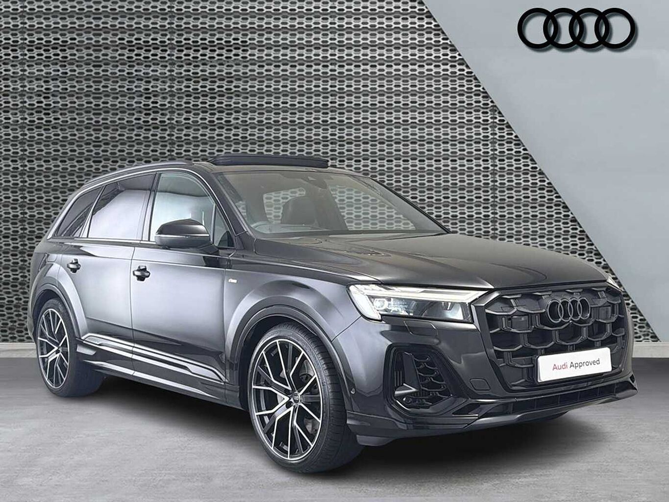 Main listing image - Audi Q7