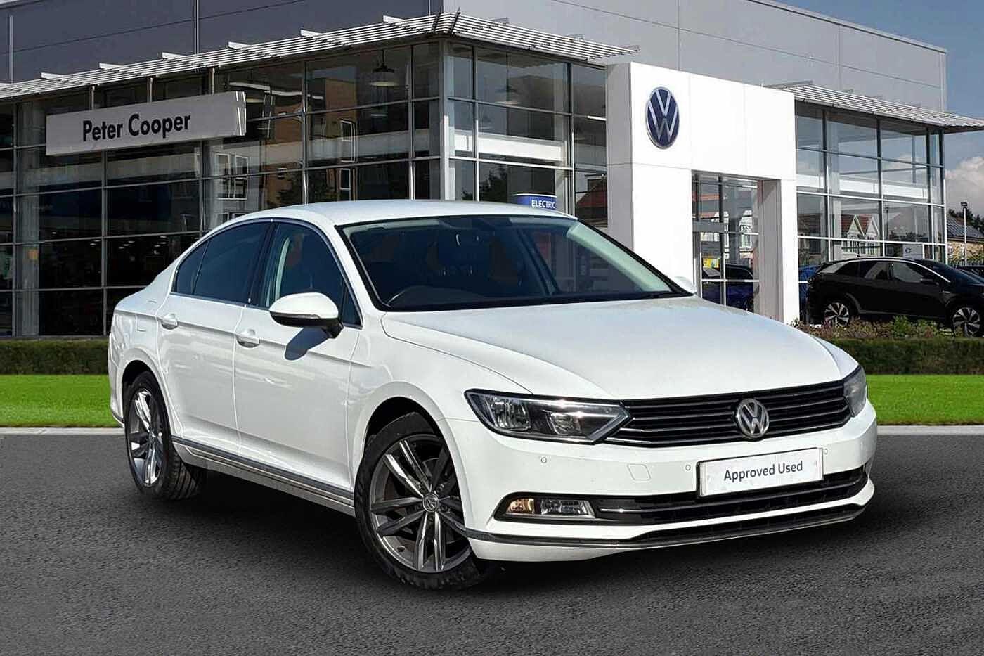 Main listing image - Volkswagen Passat