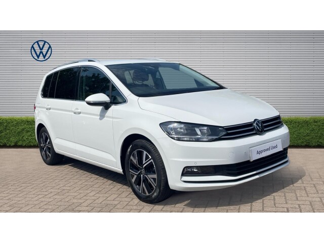 Main listing image - Volkswagen Touran