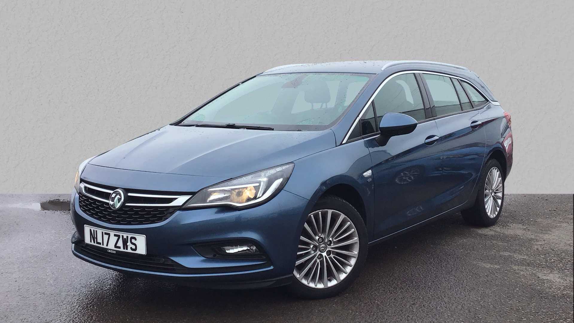 Main listing image - Vauxhall Astra Sports Tourer