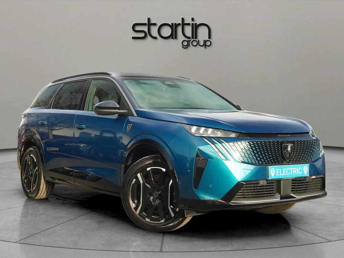 Main listing image - Peugeot 5008