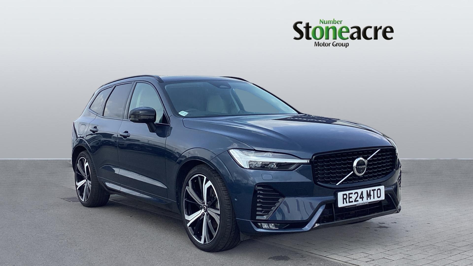 Main listing image - Volvo XC60