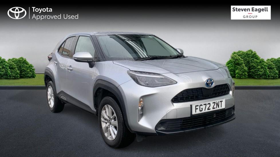 Main listing image - Toyota Yaris Cross