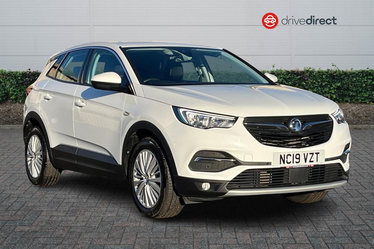 Main listing image - Vauxhall Grandland X